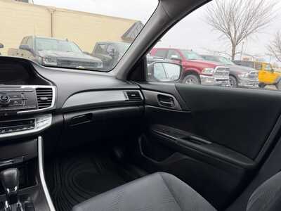 2014 Honda Accord, $13500. Photo 9