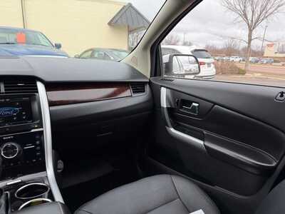 2013 Ford Edge, $8400. Photo 10
