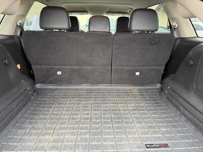 2013 Ford Edge, $8400. Photo 7