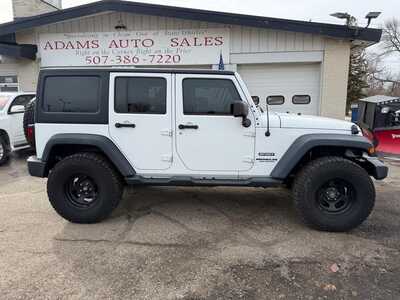 2016 Jeep Wrangler Unlimited, $18500. Photo 2
