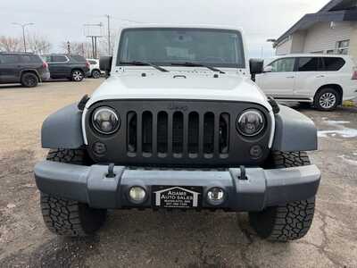 2016 Jeep Wrangler Unlimited, $18500. Photo 3