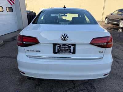 2017 Volkswagen Jetta, $8900. Photo 6