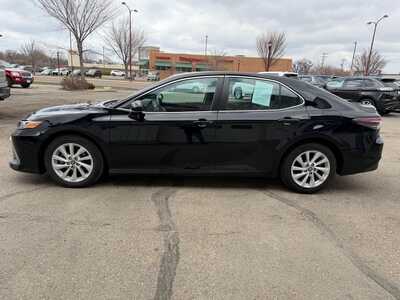 2023 Toyota Camry, $20500. Photo 5
