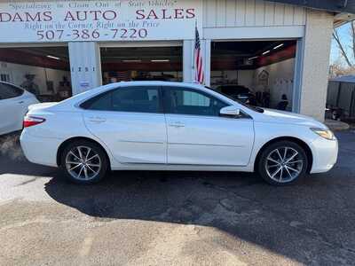 2017 Toyota Camry, $20800. Photo 2