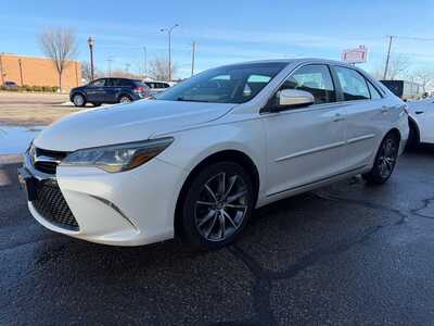 2017 Toyota Camry, $20800. Photo 4
