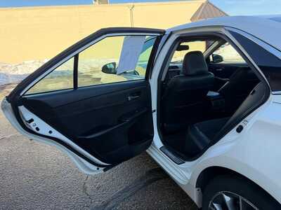 2017 Toyota Camry, $20800. Photo 7