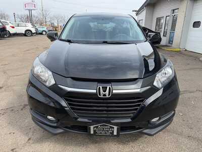2018 Honda HR-V, $14900. Photo 3
