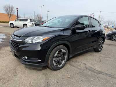 2018 Honda HR-V, $14900. Photo 4