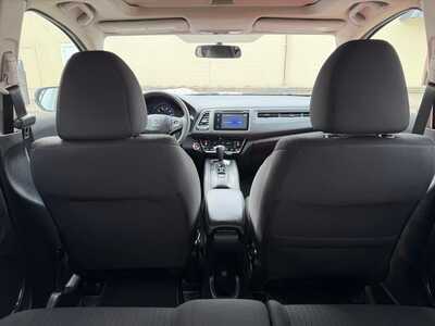 2018 Honda HR-V, $14900. Photo 9