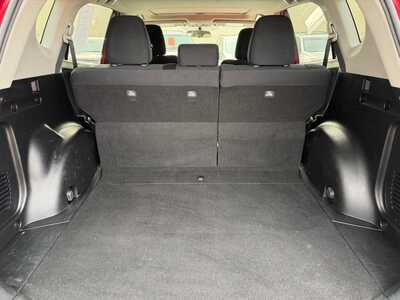 2015 Toyota RAV4, $13900. Photo 8