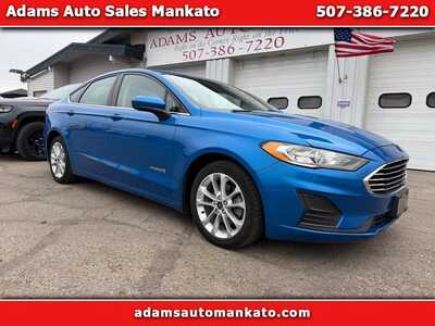 2019 Ford Fusion, $13900. Photo 1