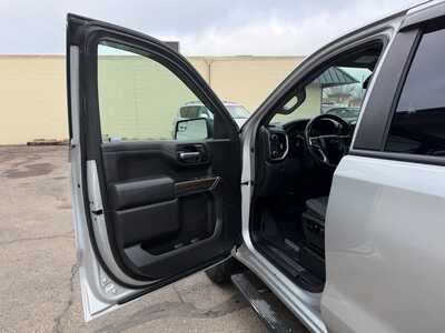 2019 Chevrolet 1500 Crew Cab, $24900. Photo 12