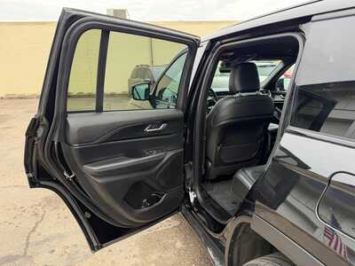 2025 Jeep Grand Cherokee, $36900. Photo 11