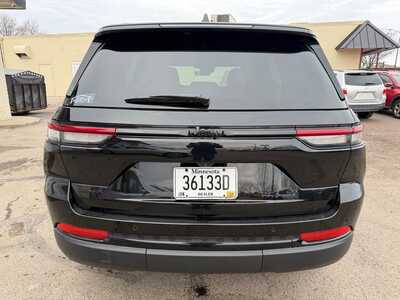 2025 Jeep Grand Cherokee, $36900. Photo 6