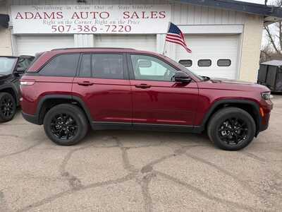 2025 Jeep Grand Cherokee, $36900. Photo 2