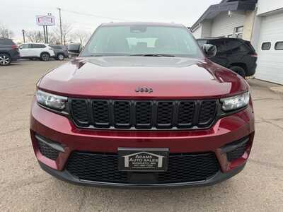 2025 Jeep Grand Cherokee, $36900. Photo 3
