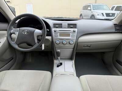 2011 Toyota Camry, $10500. Photo 10