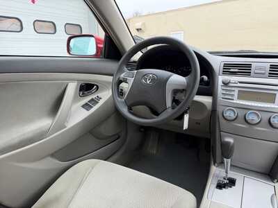2011 Toyota Camry, $10500. Photo 11