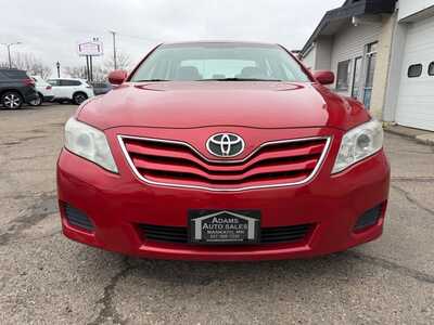 2011 Toyota Camry, $10500. Photo 3
