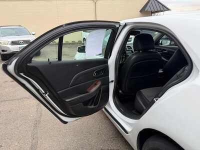 2013 Chevrolet Malibu, $9450. Photo 7