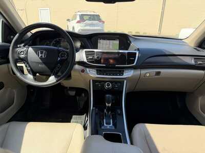 2015 Honda Accord Hybrid Touring - Photo 11