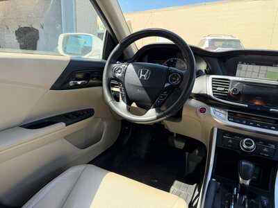 2015 Honda Accord Hybrid Touring - Photo 12