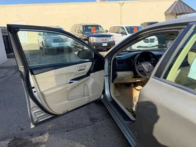 2017 Toyota Camry, $8900. Photo 12