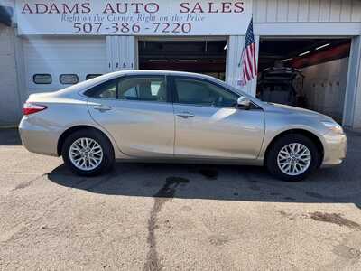2017 Toyota Camry, $8900. Photo 2