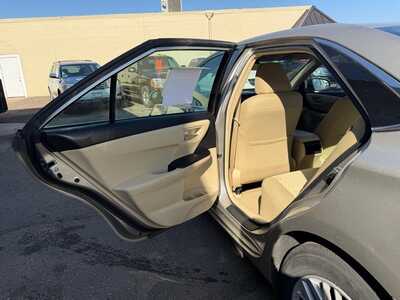2017 Toyota Camry, $8900. Photo 7
