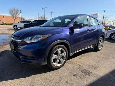 2016 Honda HR-V, $12900. Photo 4