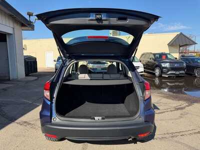2016 Honda HR-V, $12900. Photo 7