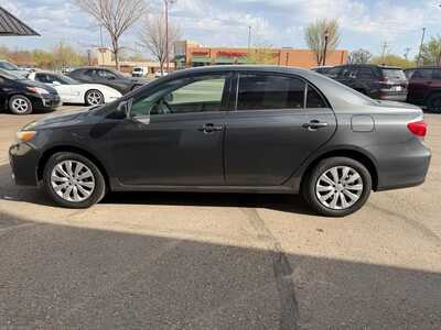 2013 Toyota Corolla, $11900. Photo 5