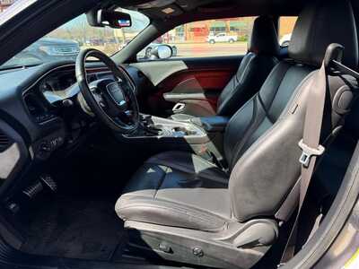 2018 Dodge Challenger, $21900. Photo 9