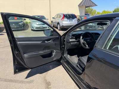 2020 Honda Civic, $13700. Photo 11