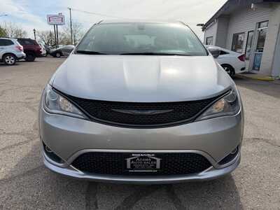 2020 Chrysler Pacifica, $14500. Photo 3
