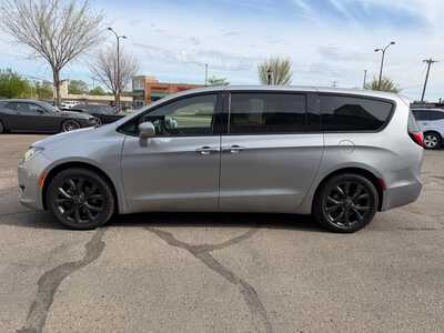 2020 Chrysler Pacifica, $14500. Photo 5