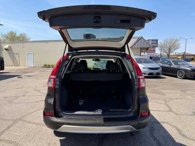 2016 Honda CR-V, $15700. Photo 7