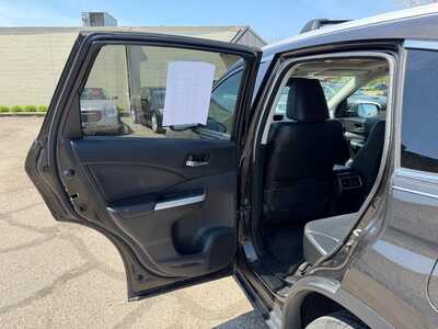2016 Honda CR-V, $15700. Photo 9
