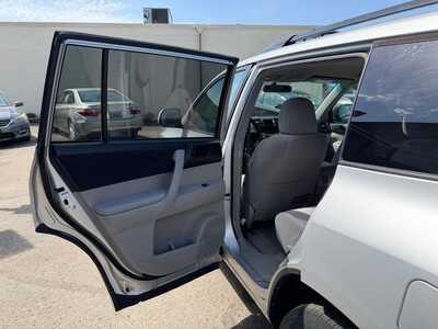 2008 Toyota Highlander, $5999. Photo 9