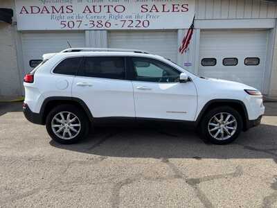 2018 Jeep Cherokee, $12900. Photo 2