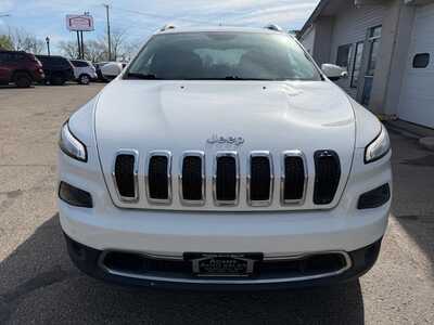 2018 Jeep Cherokee, $12900. Photo 3