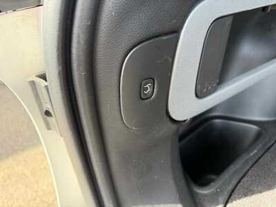 2018 Jeep Cherokee, $12900. Photo 8