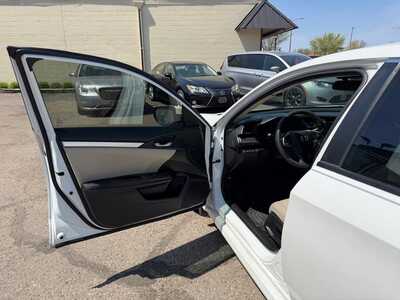 2021 Honda Civic, $13900. Photo 12