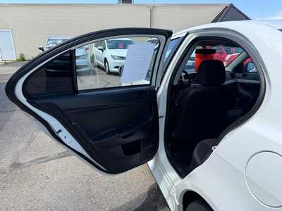 2015 Mitsubishi Lancer, $7900. Photo 7