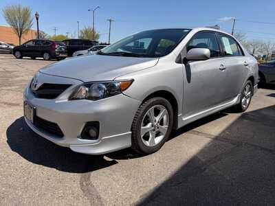 2012 Toyota Corolla, $10900. Photo 4