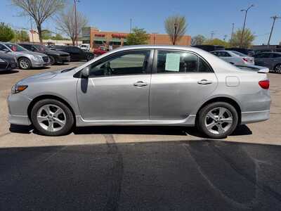 2012 Toyota Corolla, $10900. Photo 5