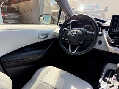2019 Toyota Corolla, $14900. Photo 11