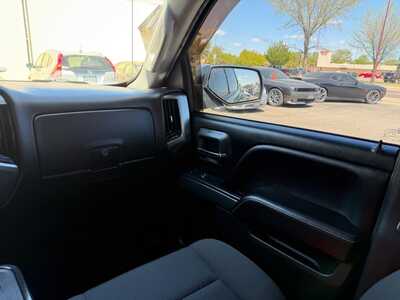 2018 Chevrolet 1500 Crew Cab, $19600. Photo 11