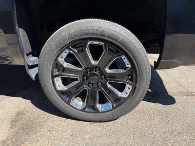 2018 Chevrolet 1500 Crew Cab, $19600. Photo 5