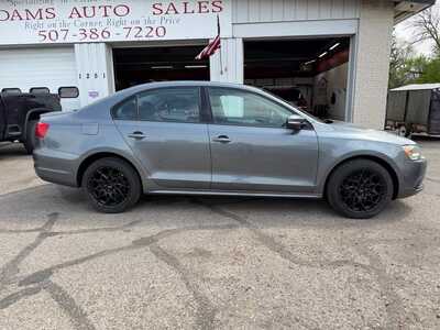 2011 Volkswagen Jetta, $7999. Photo 2
